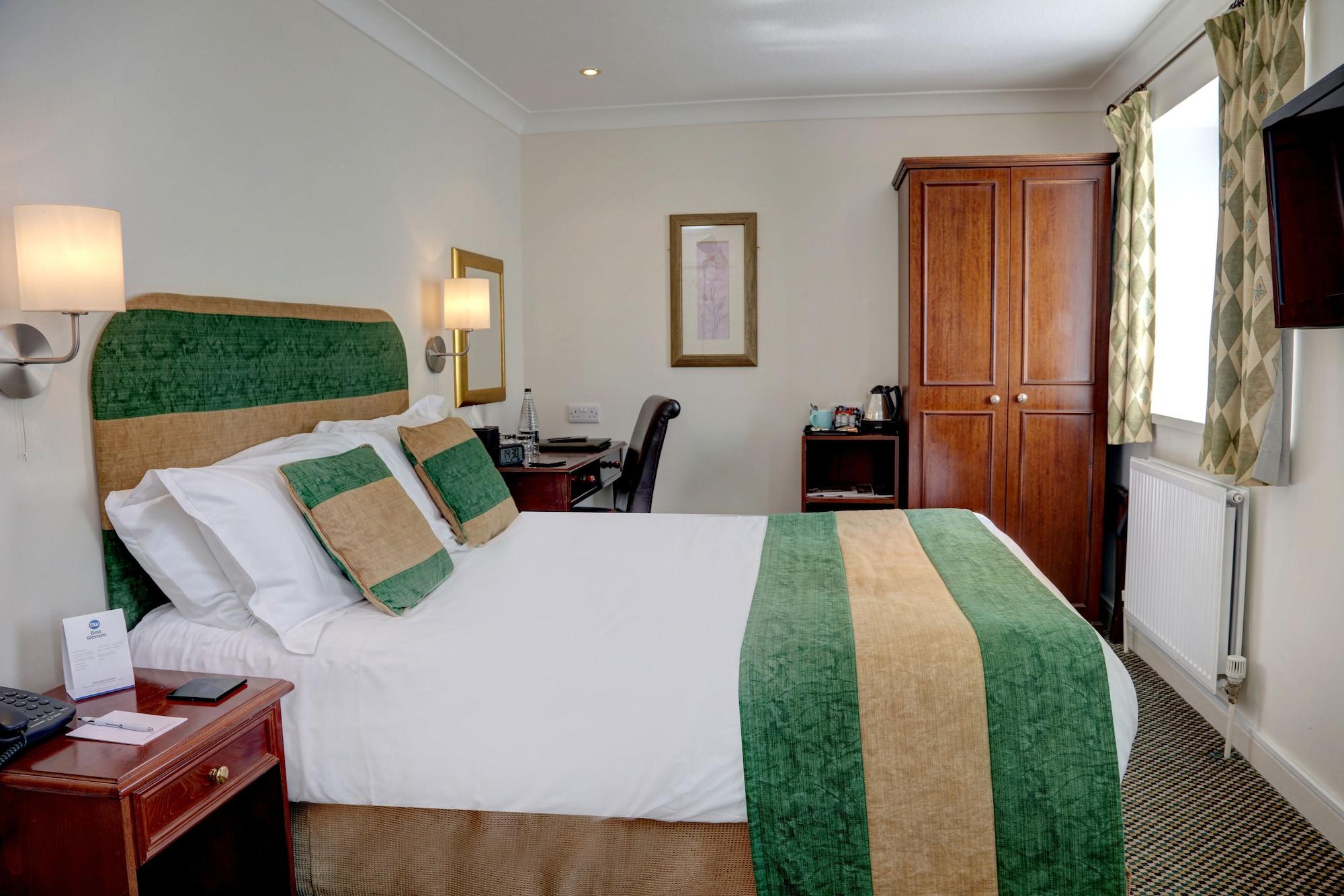 Western Forest And Vale Hotel 3*