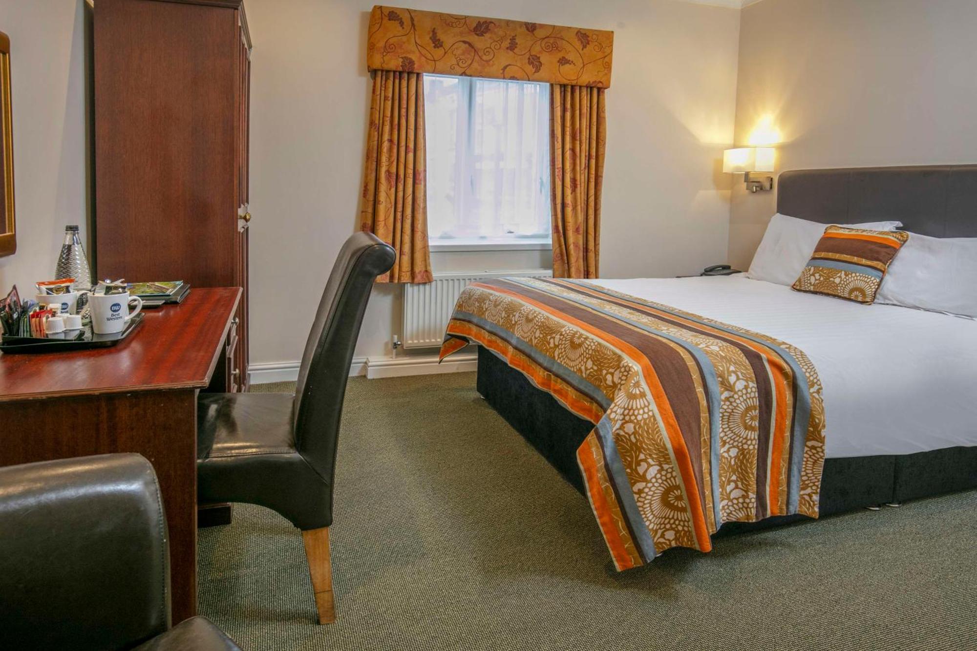 Western Forest And Vale Hotel 3*