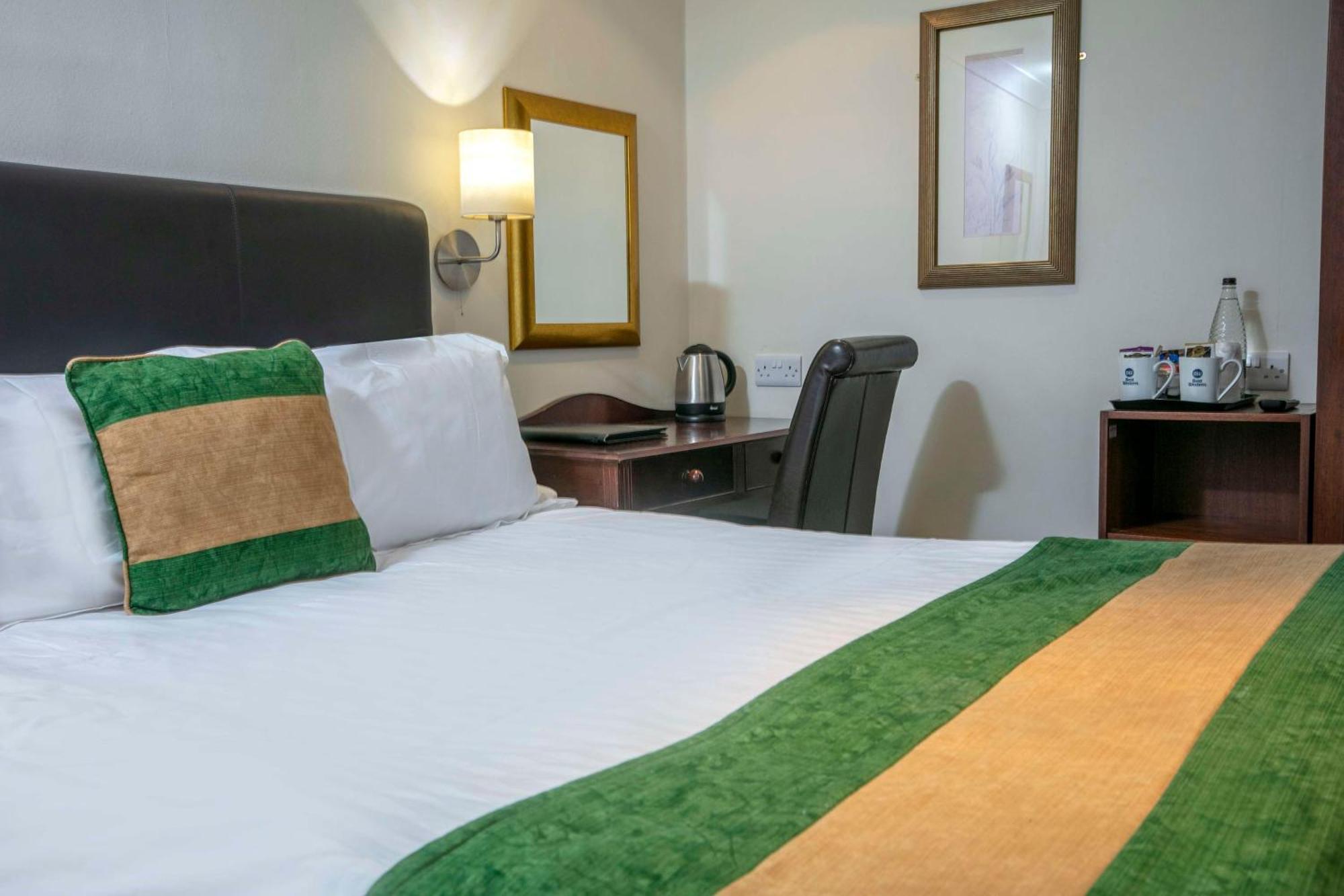 Western Forest And Vale Hotel 3*