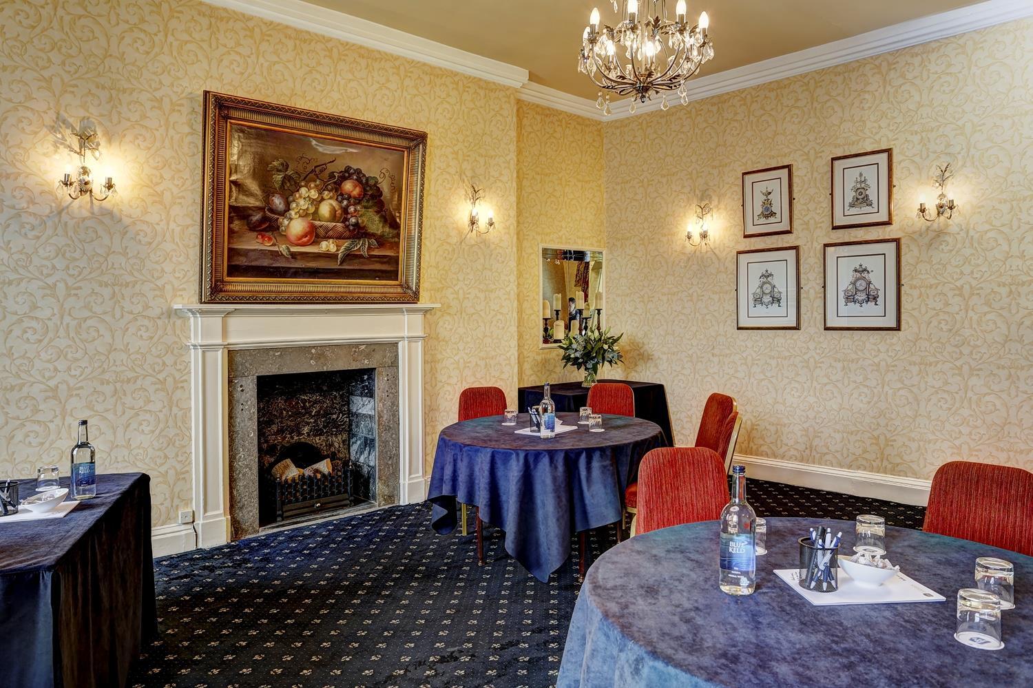 Western Forest And Vale Hotel 3*